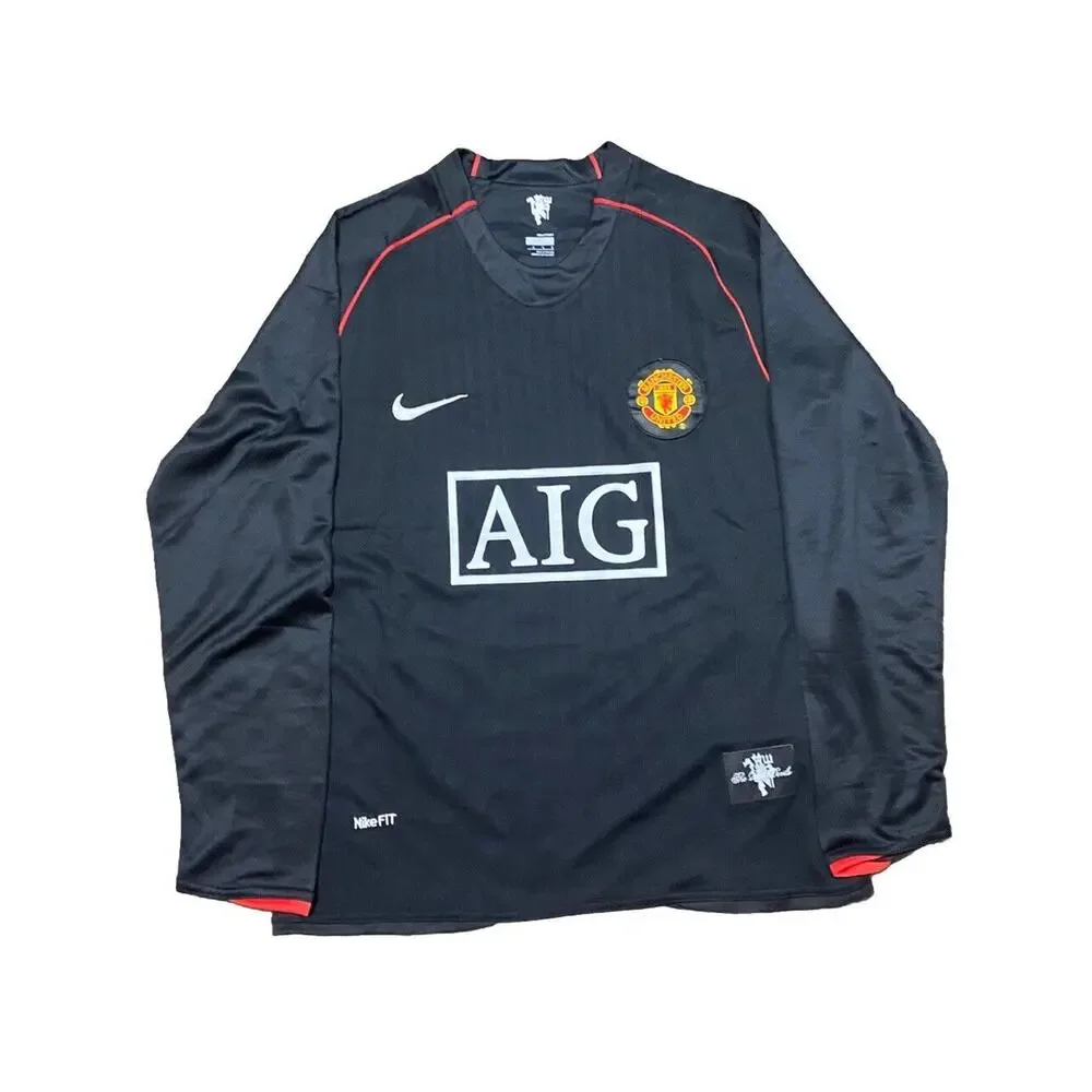 Manchester United | Men’s Large Retro Long-Sleeve Jersey - Picture 1 of 7